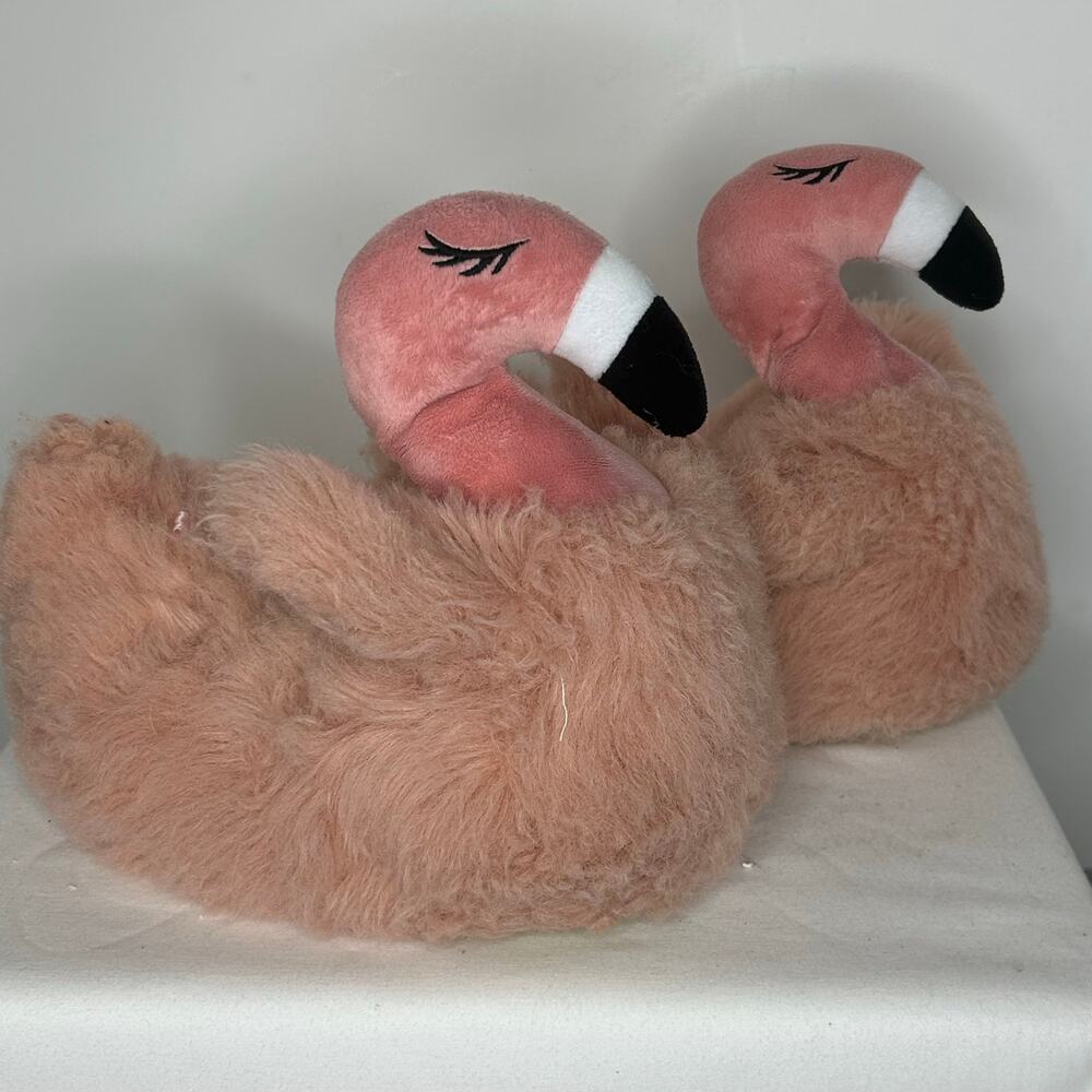 Old Navy Pink Flamingo Plush Slippers youth L 1-2 Fuzzy Novelty House Shoes